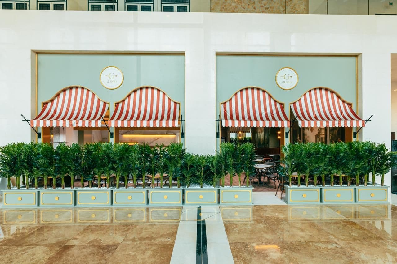 Gusto Restaurant & Café