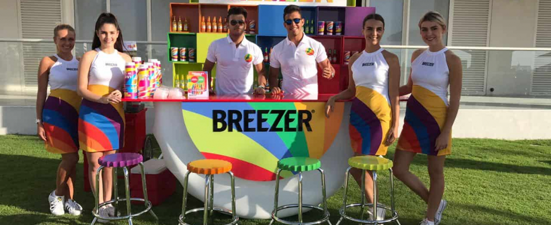 breezer-event-at-yas-beach-2017-bar-6